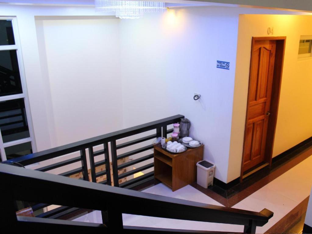 Citrine Tourist Travel Lodge El Nido Extérieur photo